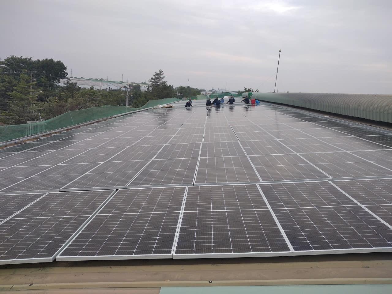 Thiết bị năng lượng mặt trời